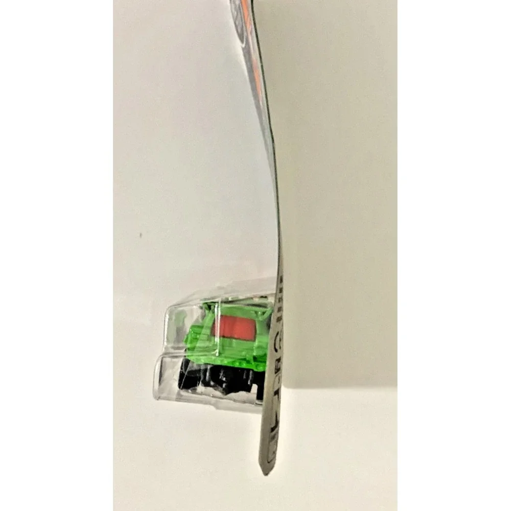 Matchbox 2016 Green RIDGE RAIDER New‎ In Package *See Pictures & Description